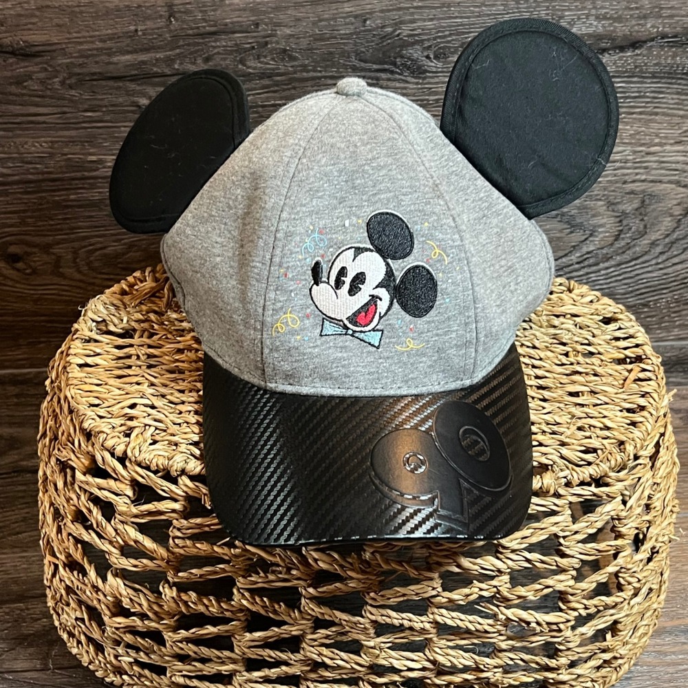 Disney Parks Mickey Mouse 90th Anniversary Ears Hat 2019 Snapback Gray Black